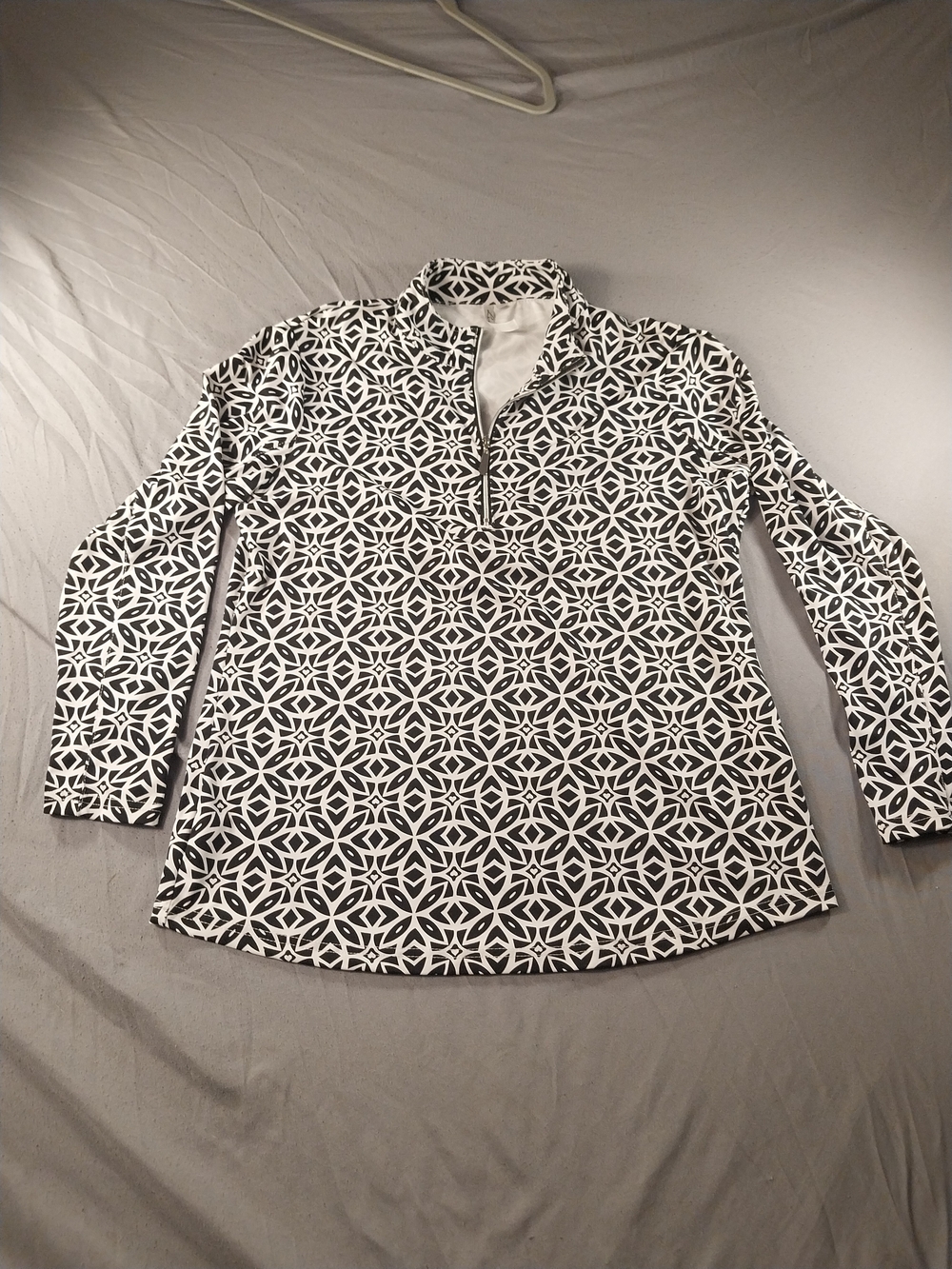 Lulu-B Geometric Tile Quarter-Zip Performance Top #102